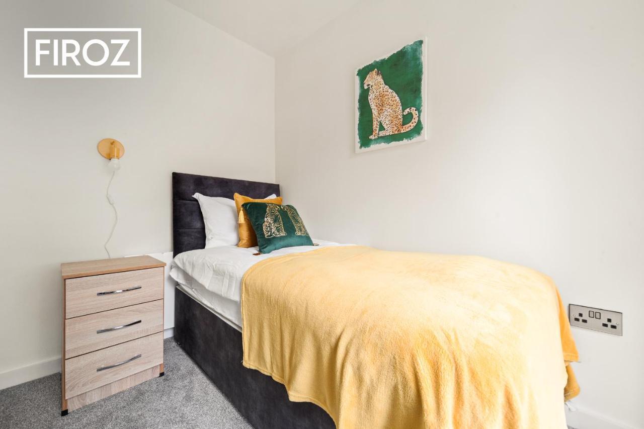 Spacious 4 Bedroom 3 Bath House For Families & Contractors With Free Parking, Fast Wi-Fi & Netflix By Firoz Property Management Leeds  Eksteriør bilde