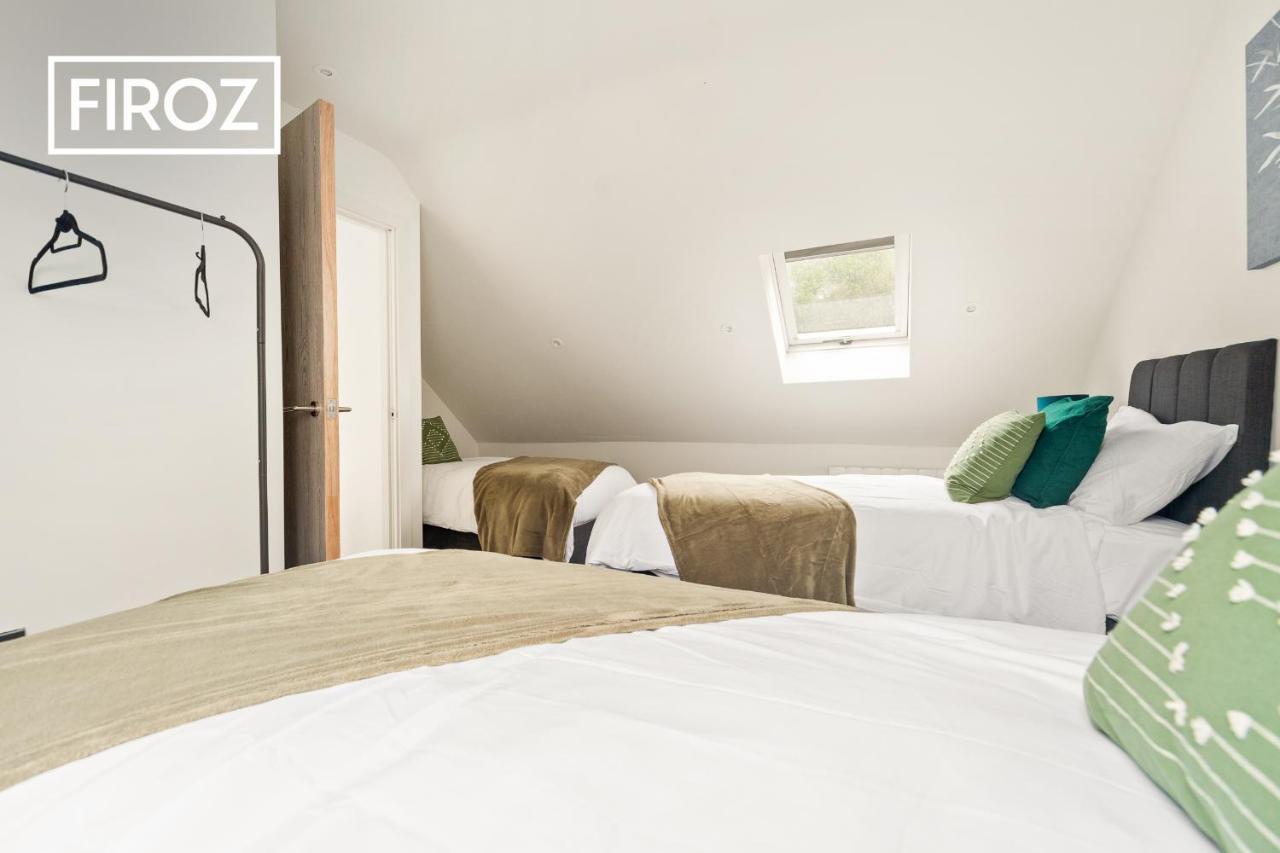 Spacious 4 Bedroom 3 Bath House For Families & Contractors With Free Parking, Fast Wi-Fi & Netflix By Firoz Property Management Leeds  Eksteriør bilde